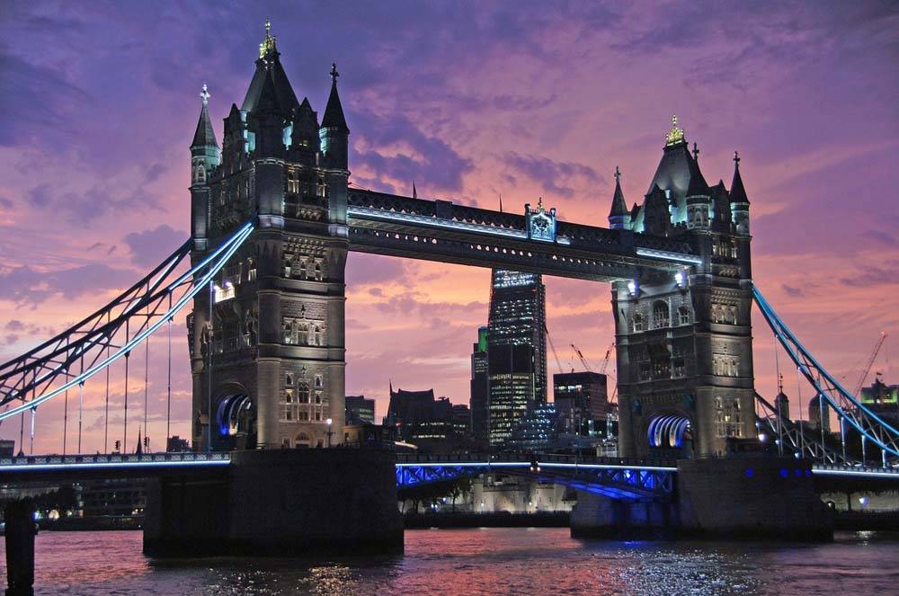 tower bridge w londynie atrakcje Londyn co warto zobaczyć