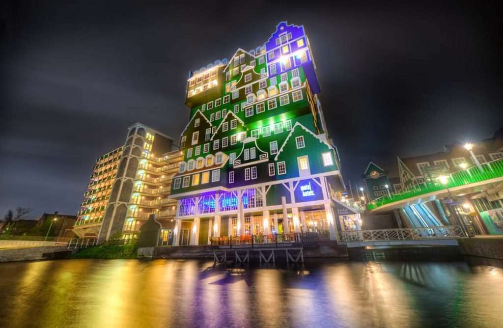 Amsterdam hotele, hostele i apartamenty w stolicy Holancii