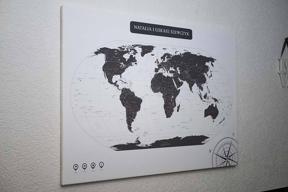 Mapa świata do zaznaczania odbytych podróży