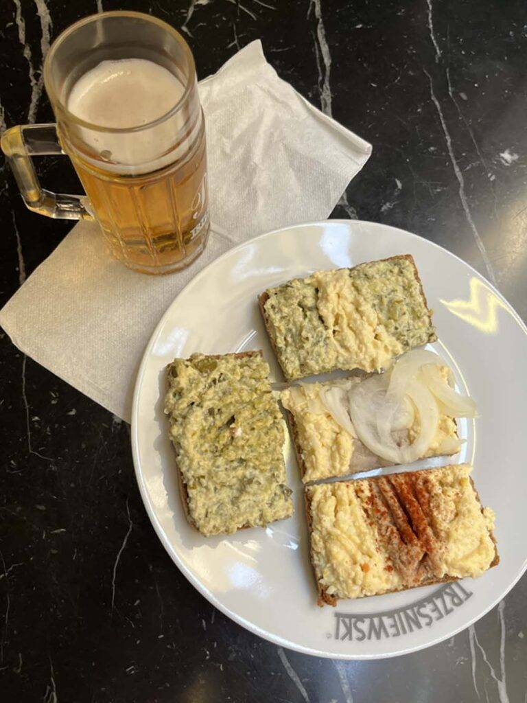 Jedzenie które musisz spróbować będąc w Wiedniu, czyli kanapki Trześniewskiego
