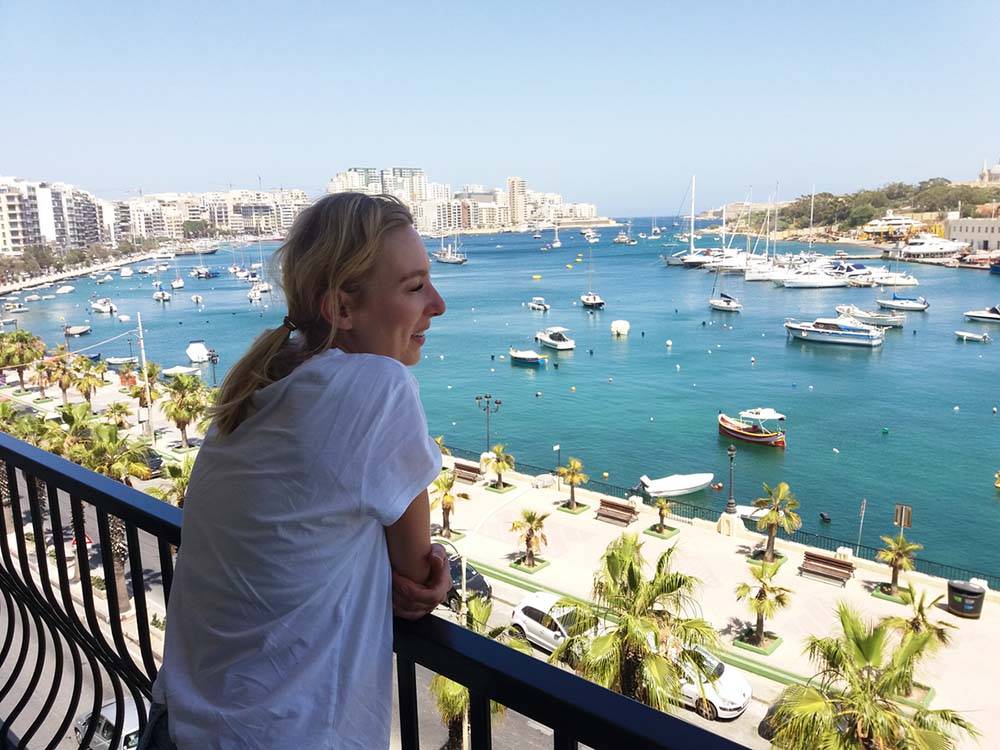 Hotel w Gzira na Malcie i widok z balkonu