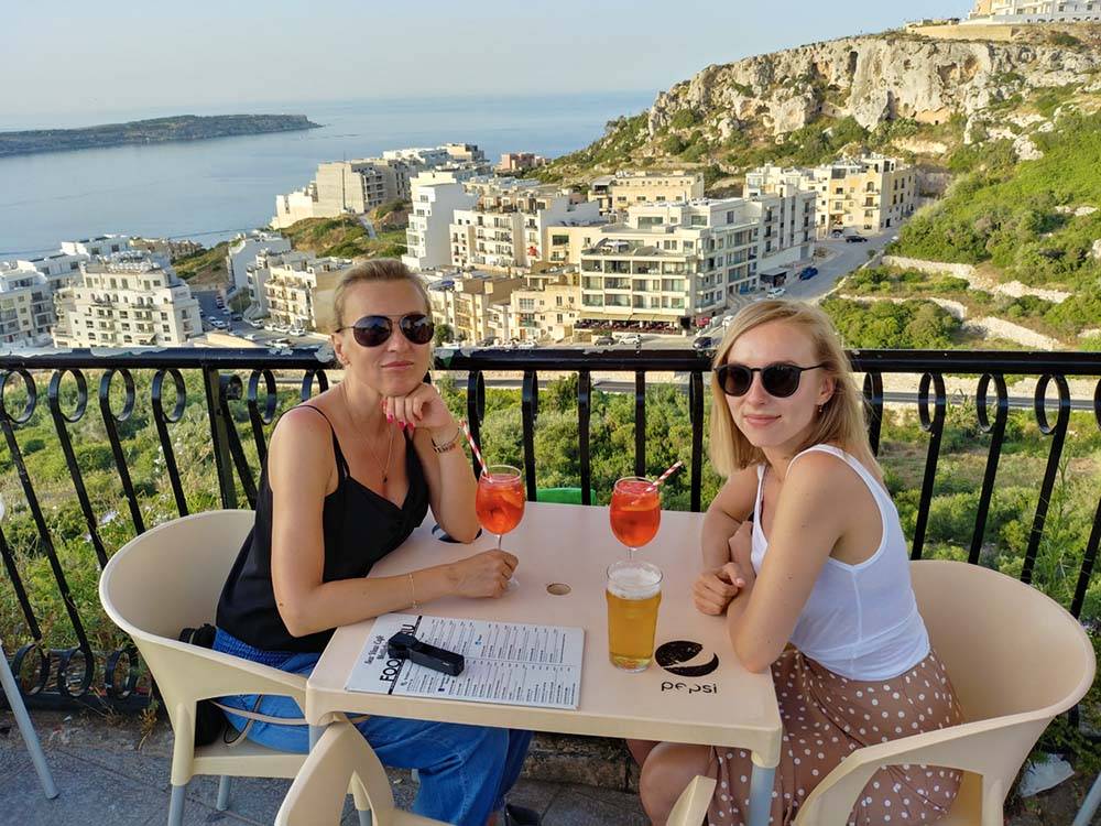 Mellieha Malta bary i restauracja
