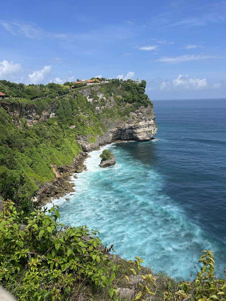 Eksplorowanie wyspy Bali piękne widoki na wyspie