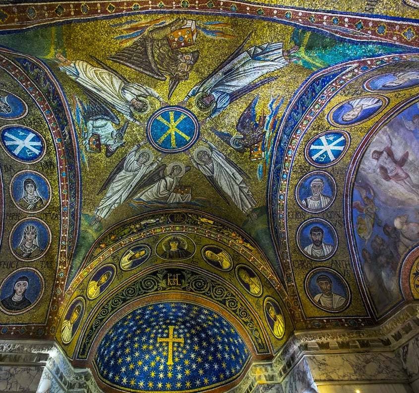 Średniowieczne mozaiki w Ravennie atrakcje Emilia Romania blog podróżniczy