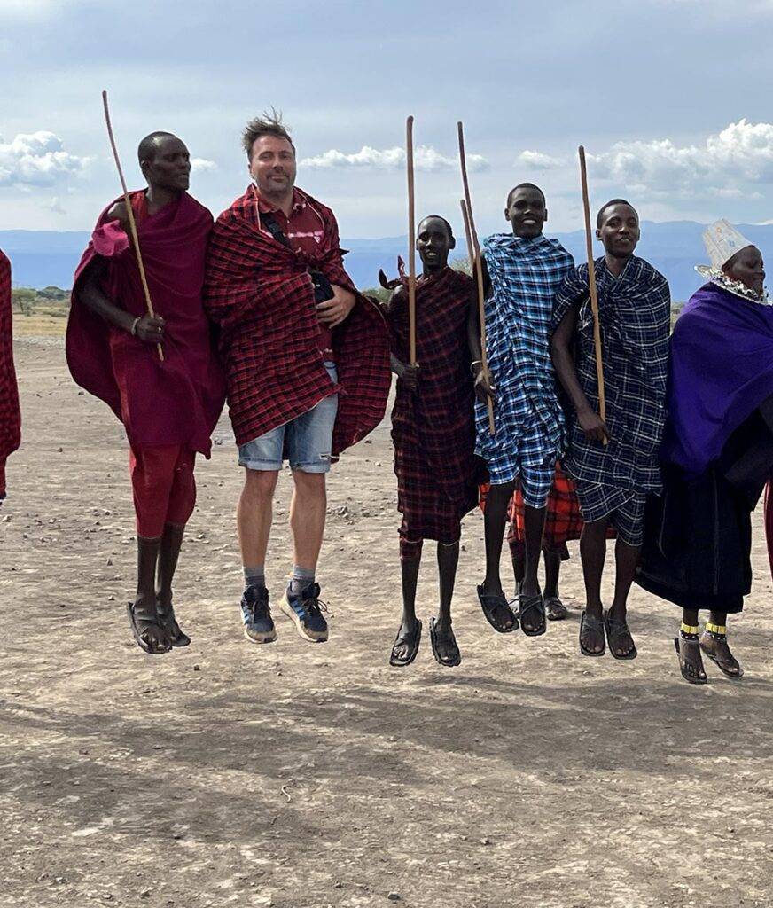 Taniec Masajów na blogu podróżniczym