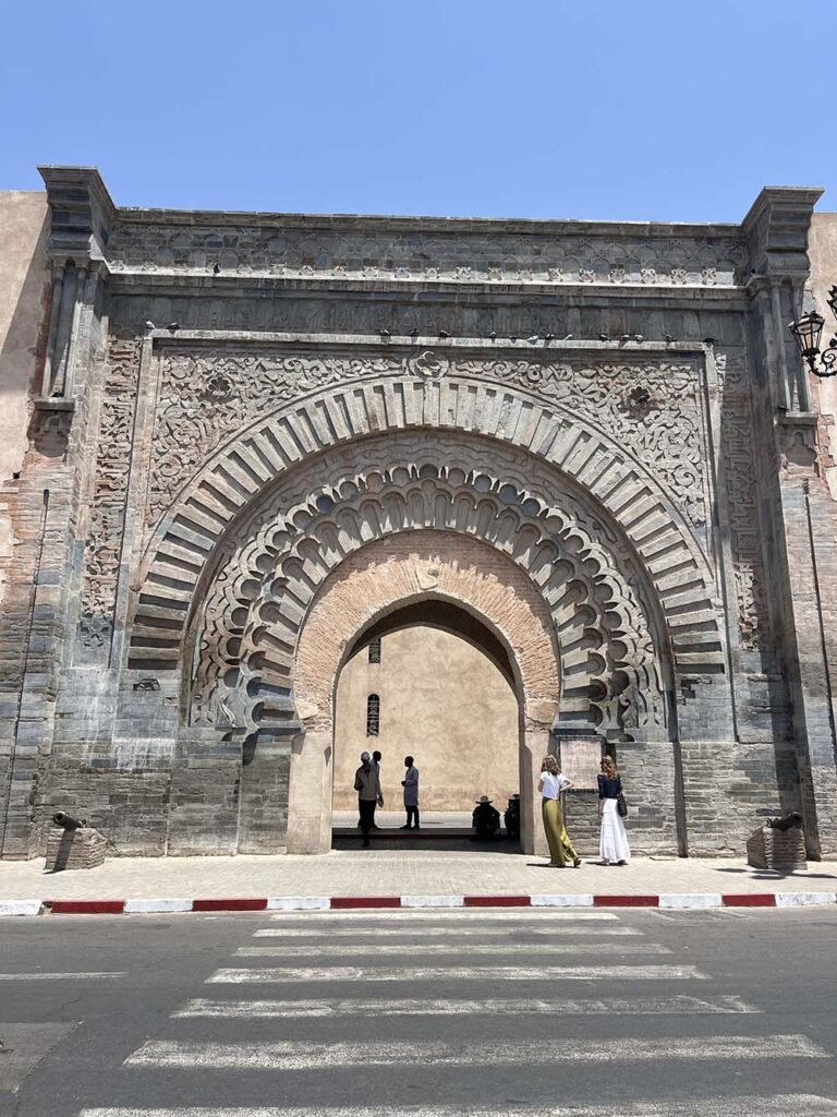 Marrakesz stare miasto Maroko, Marrakesz co zobaczyć? 10 atrakcji, czy warto zwiedzić je wszystkie? Stare miasto Marrakesz, zwiedzanie mediny