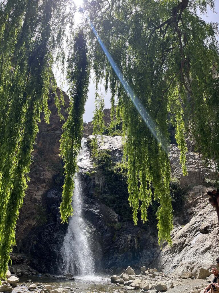 wycieczka do doliny ourika Maroko, Marrakesz co zobaczyć? 10 atrakcji, czy warto zwiedzić je wszystkie? Wodospad w dolinie Ourika Marrakesz