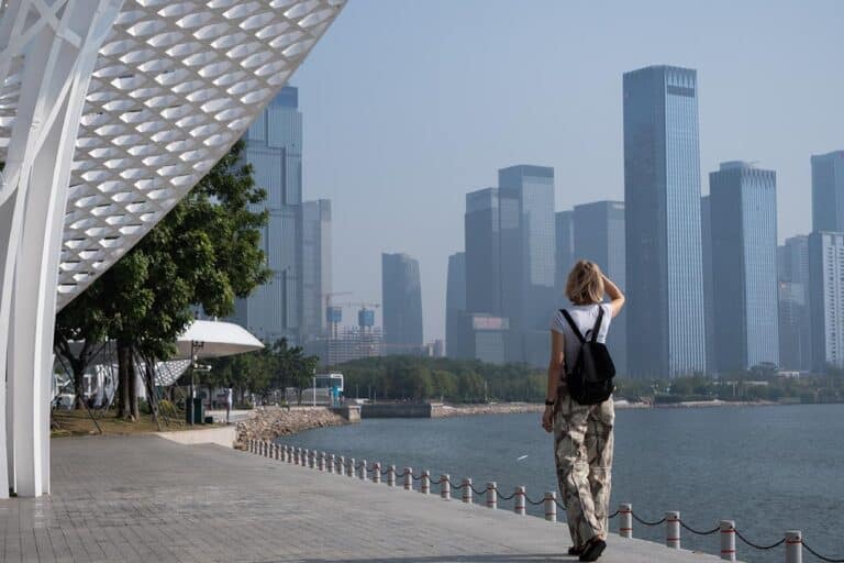 Chiny Shenzhen ciekawostki i wszystko co musisz wiedzieć przed podróżą
